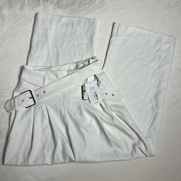 For Love & Lemons “Natasha” Wide Leg Belted Pant In Cream - Picture 11 of 15